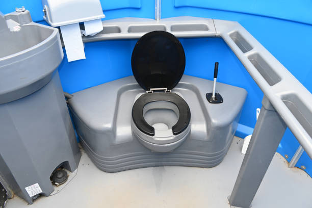 Portable Toilet Options We Offer in Southmayd, TX